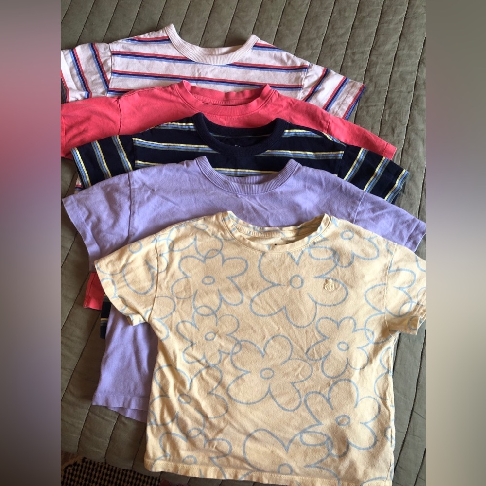GAP Kids Striped and Floral T-Shirts Set of 5- Pink/Purple/Yellow Sz 5/6yr
